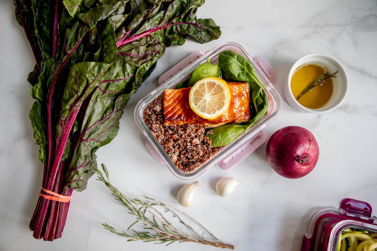 Fresh vegetable bowl with quinoa